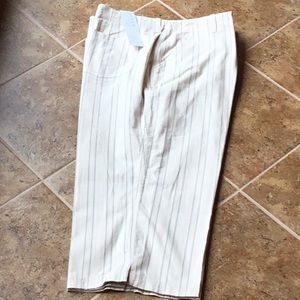 Wide leg capris! NWT